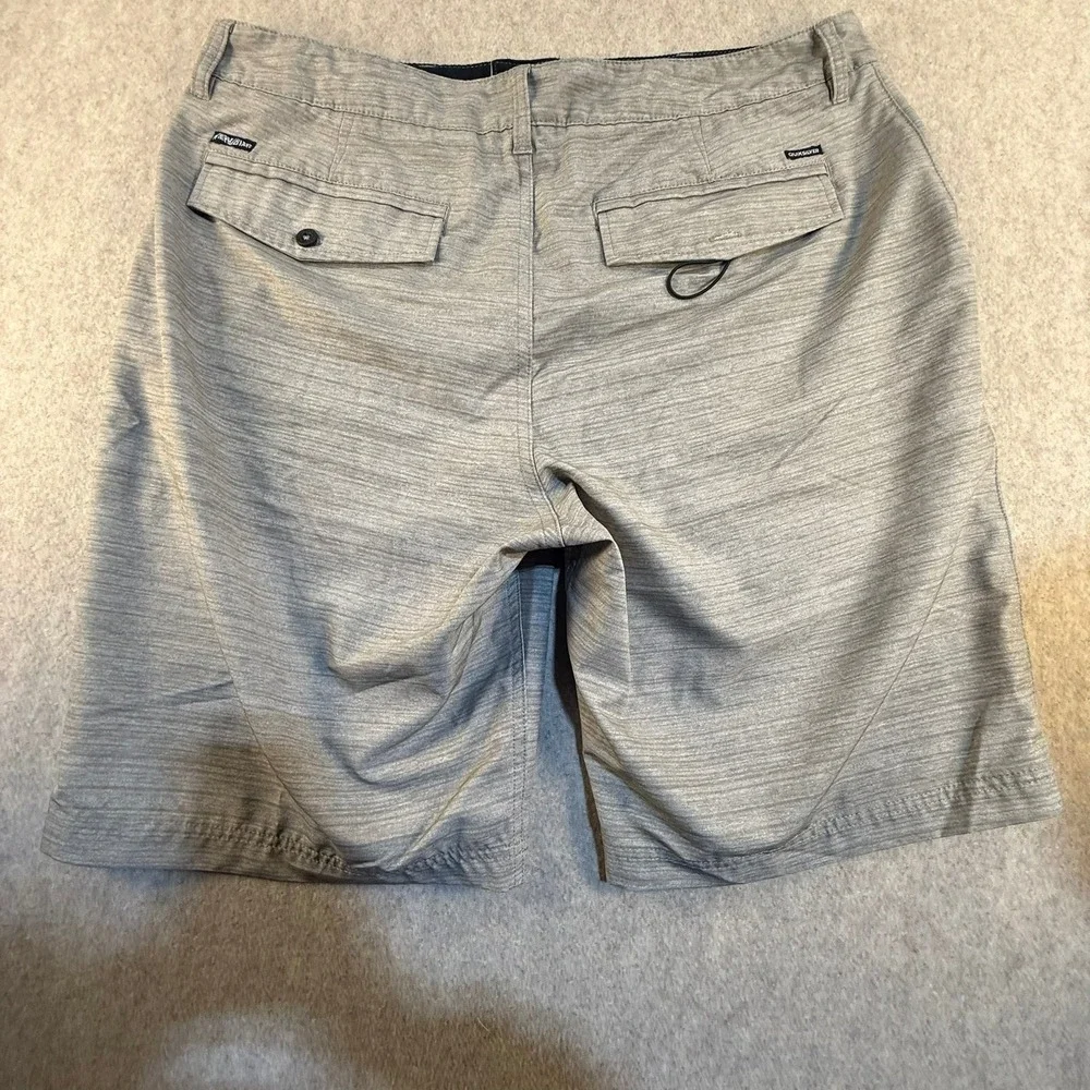 Quiksilver Mens Hybrid Walk Shorts Grey Heathered Water Land Size 40‎